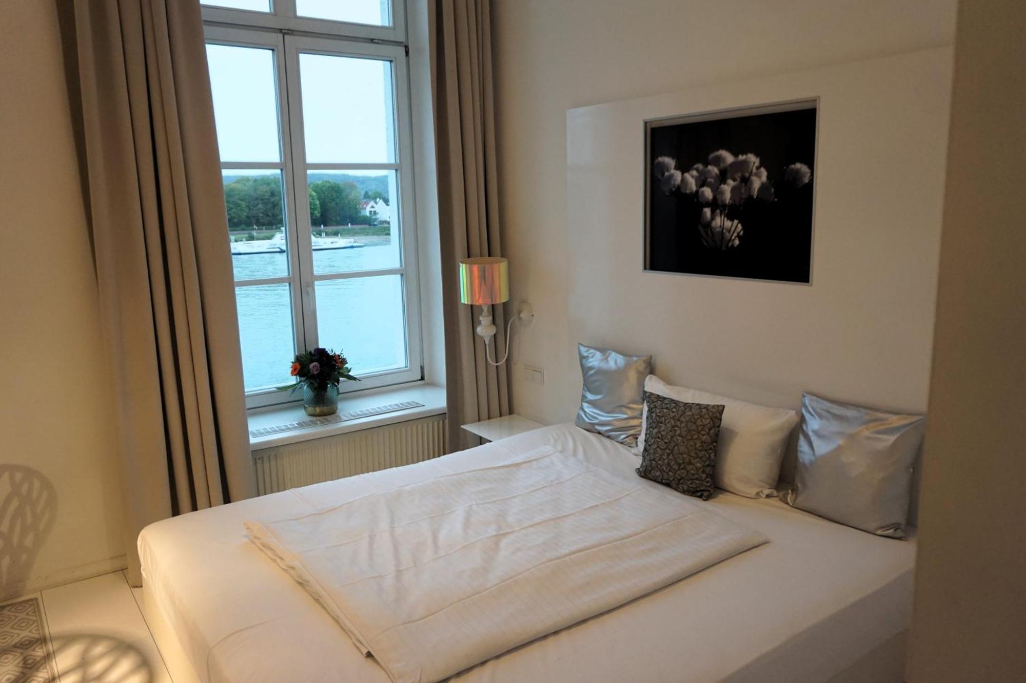 Hotel Bucheneck Linz am Rhein Bagian luar foto
