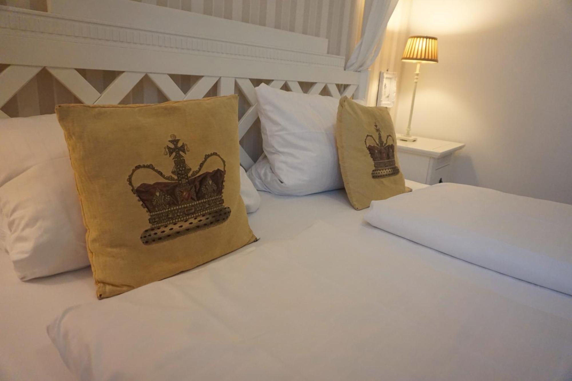 Hotel Bucheneck Linz am Rhein Bagian luar foto