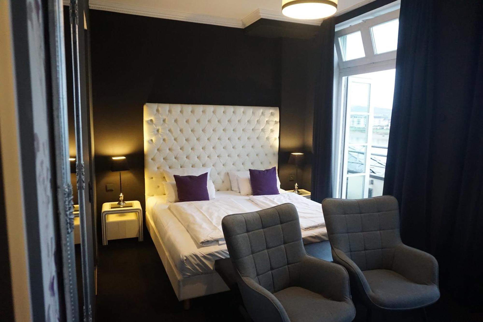 Hotel Bucheneck Linz am Rhein Bagian luar foto